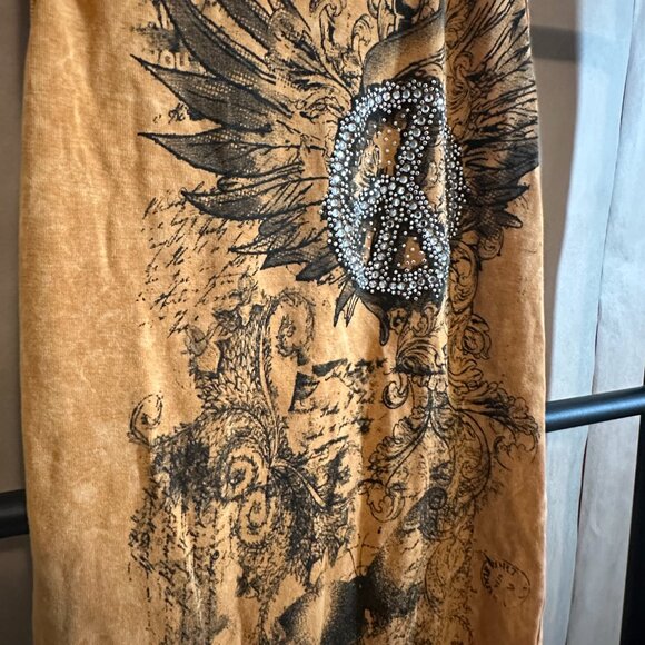 Daytrip Gemstone Peace Symbol Tank Top - Picture 2 of 9